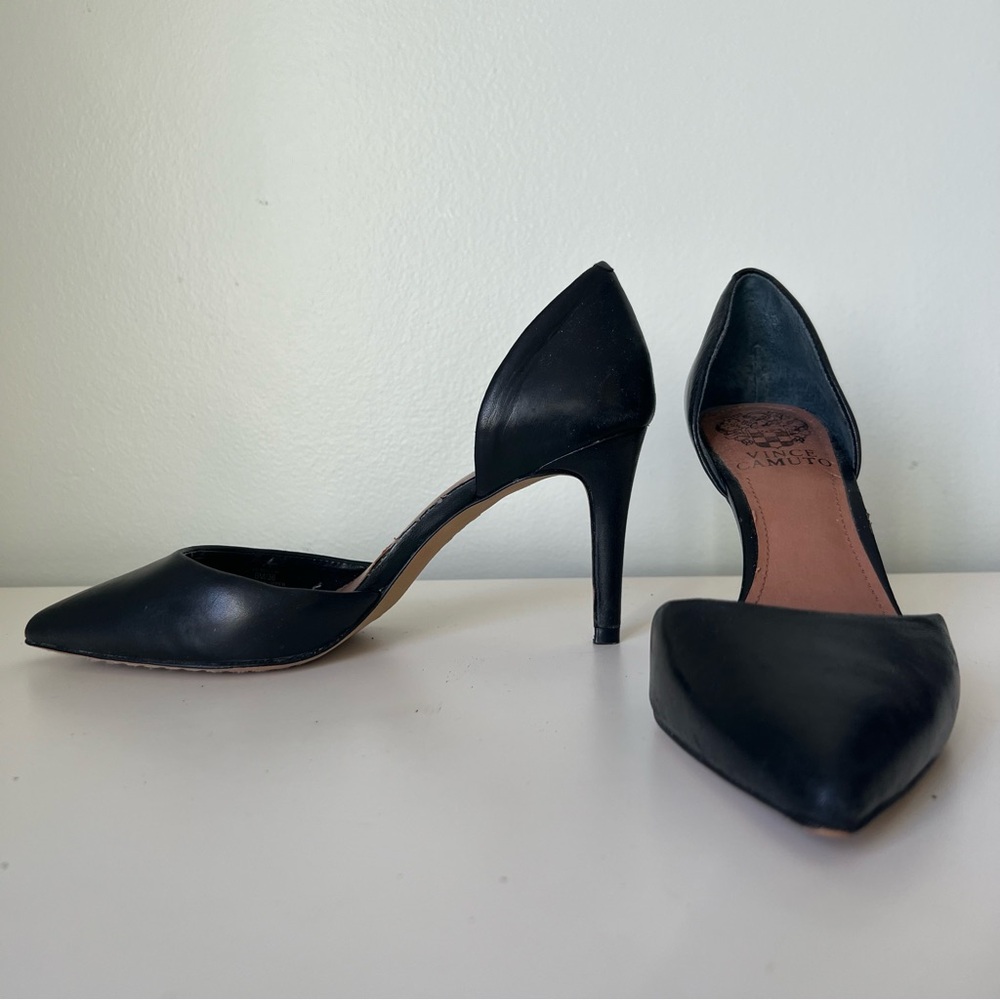 Vince Camuto Black Leather 6 M Raccia D’Orsay Pointed Toe Pumps